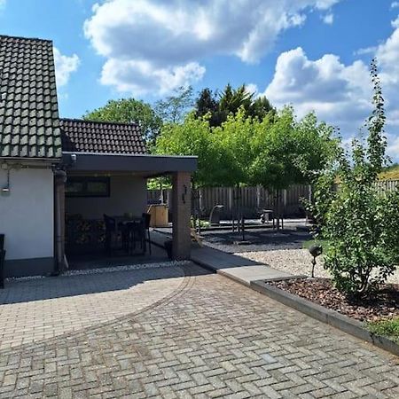 Family Wellness Lodge 4 Personen Zuid-Holland! Ooltgensplaat Eksteriør bilde